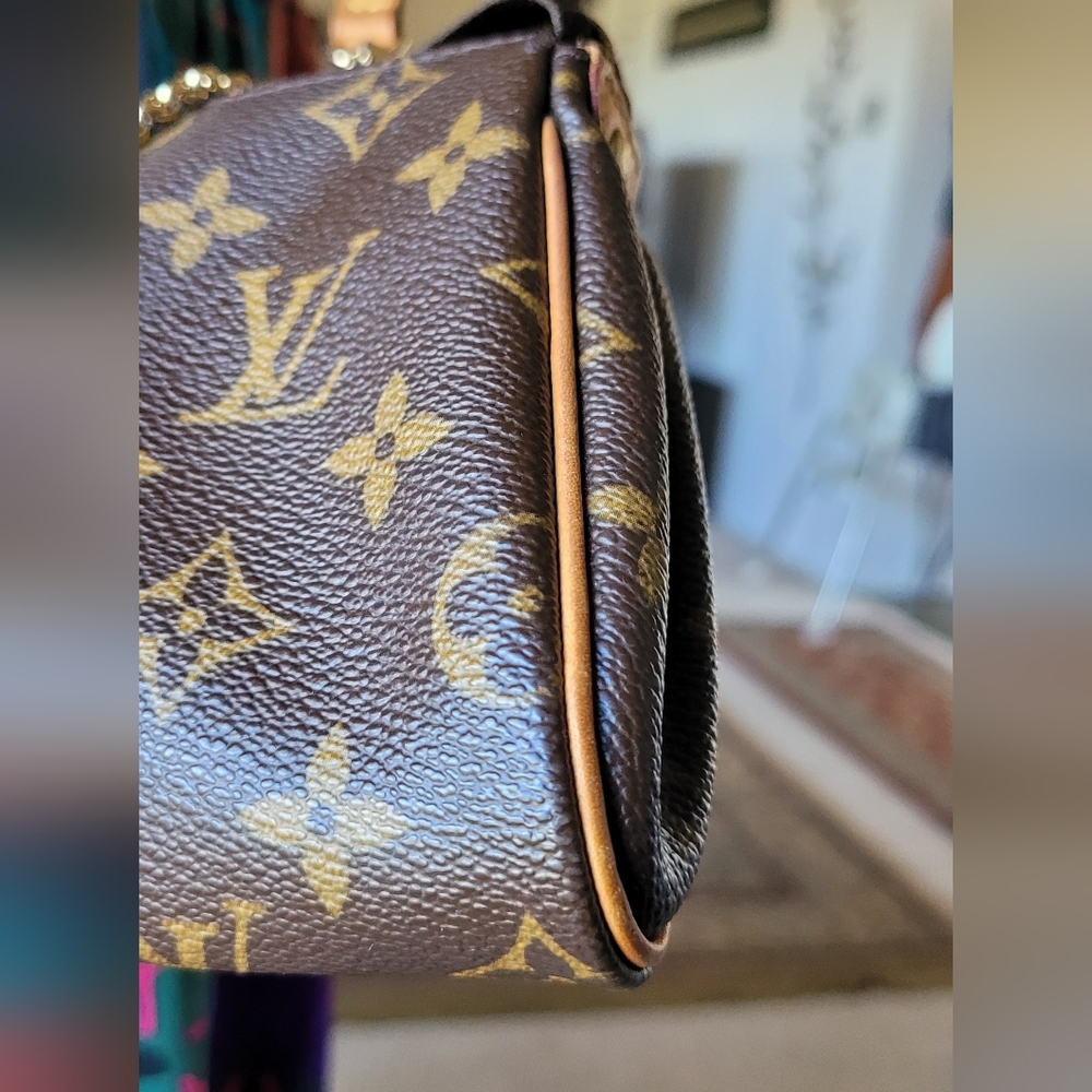 Louis Vuitton EVA Brown Monogram Crossbody - Picture 14 of 16
